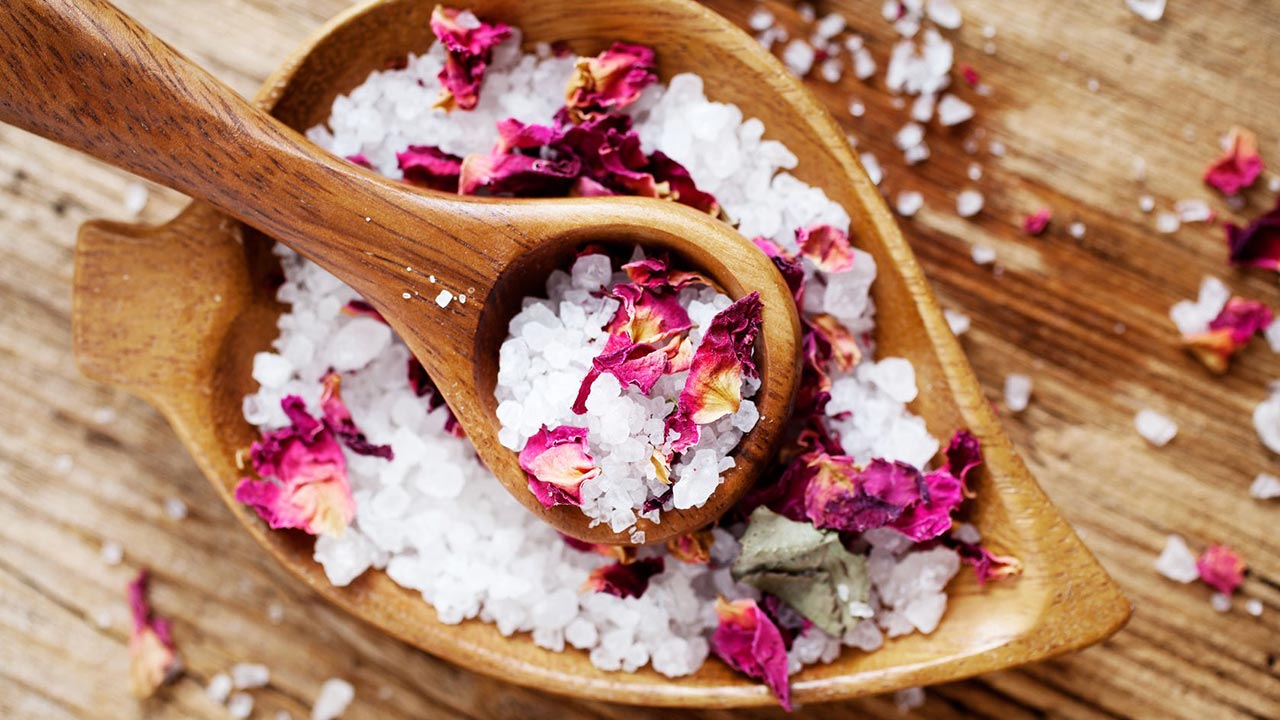 rose salt banner